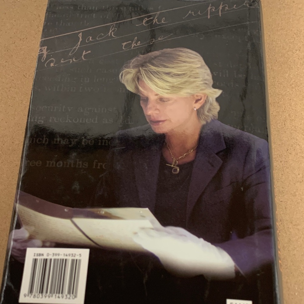 Patricia Cornwell 'Portrait of a Killer' Book - Picture 5 of 6